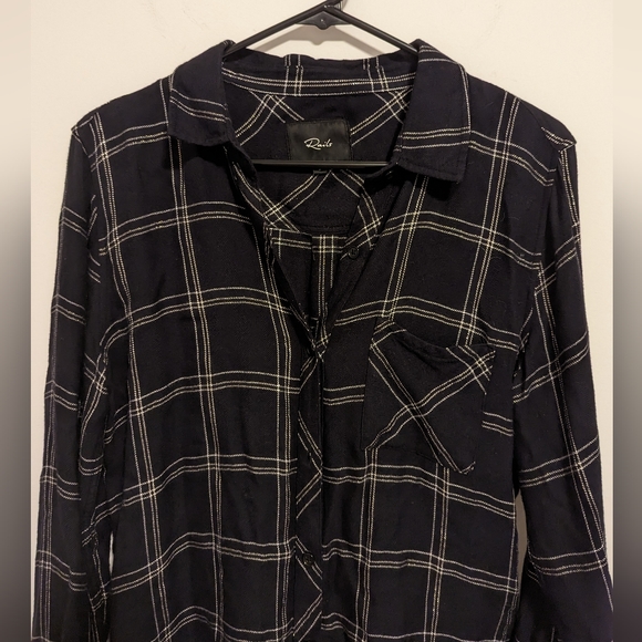 Rails Hunter Plaid Pocket Button-Down Shirt Black silver size small - Picture 8 of 10